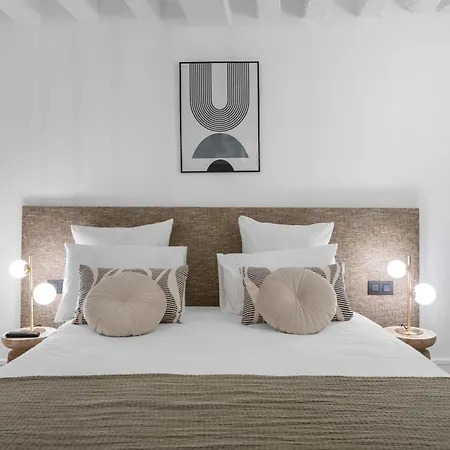 Appartamento Gem 9 Min Walk To Notre-dame And Louvre Parigi