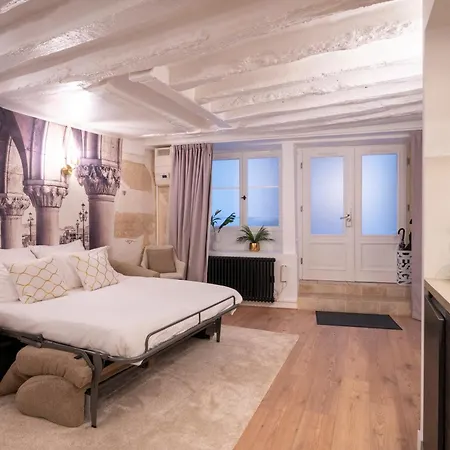 Gem 9 Min Walk To Notre-dame And Louvre Parigi