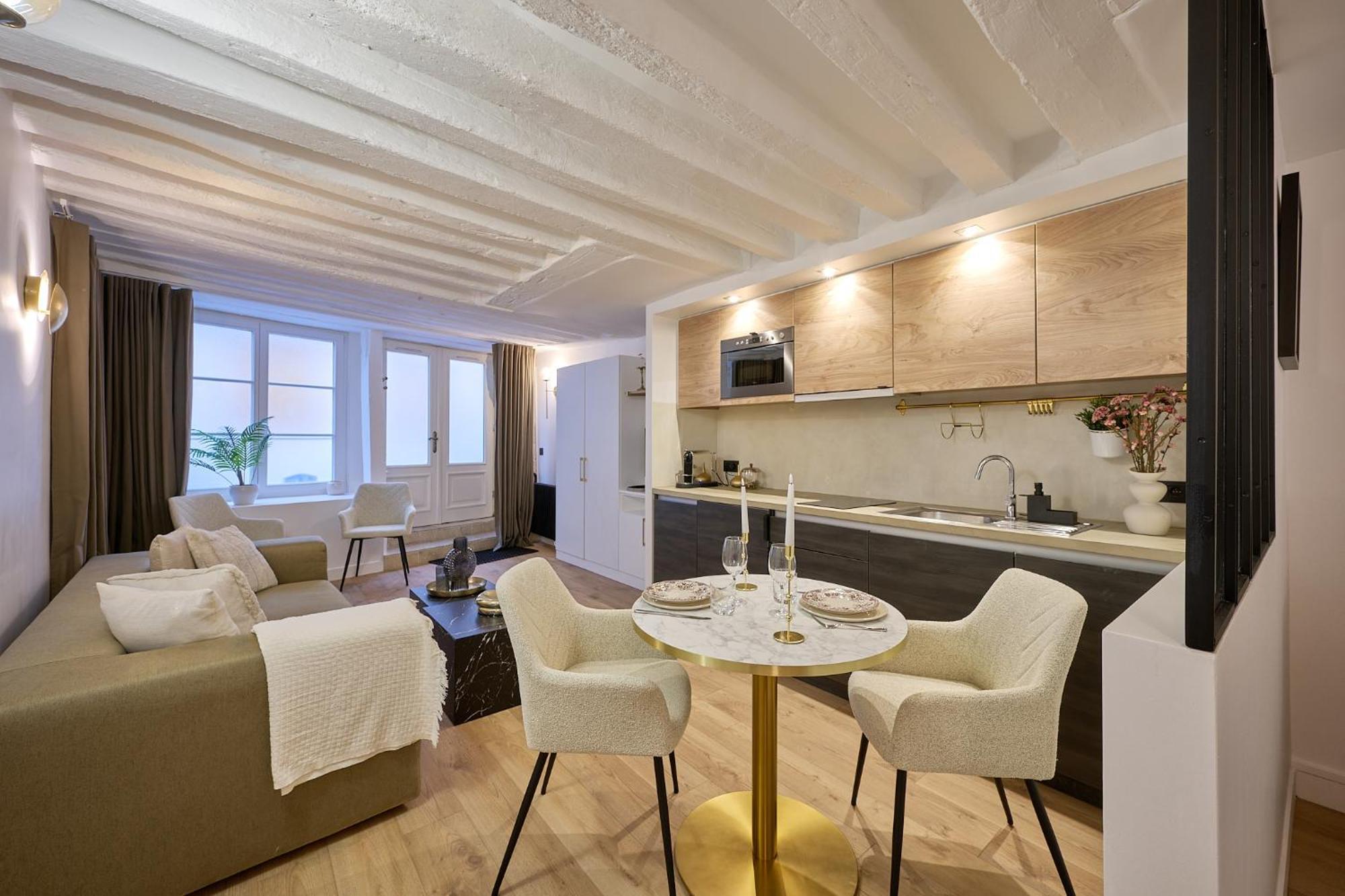 Cosy A 9 Min A Pied De La Cathedrale Notre Dame Appartamento Parigi