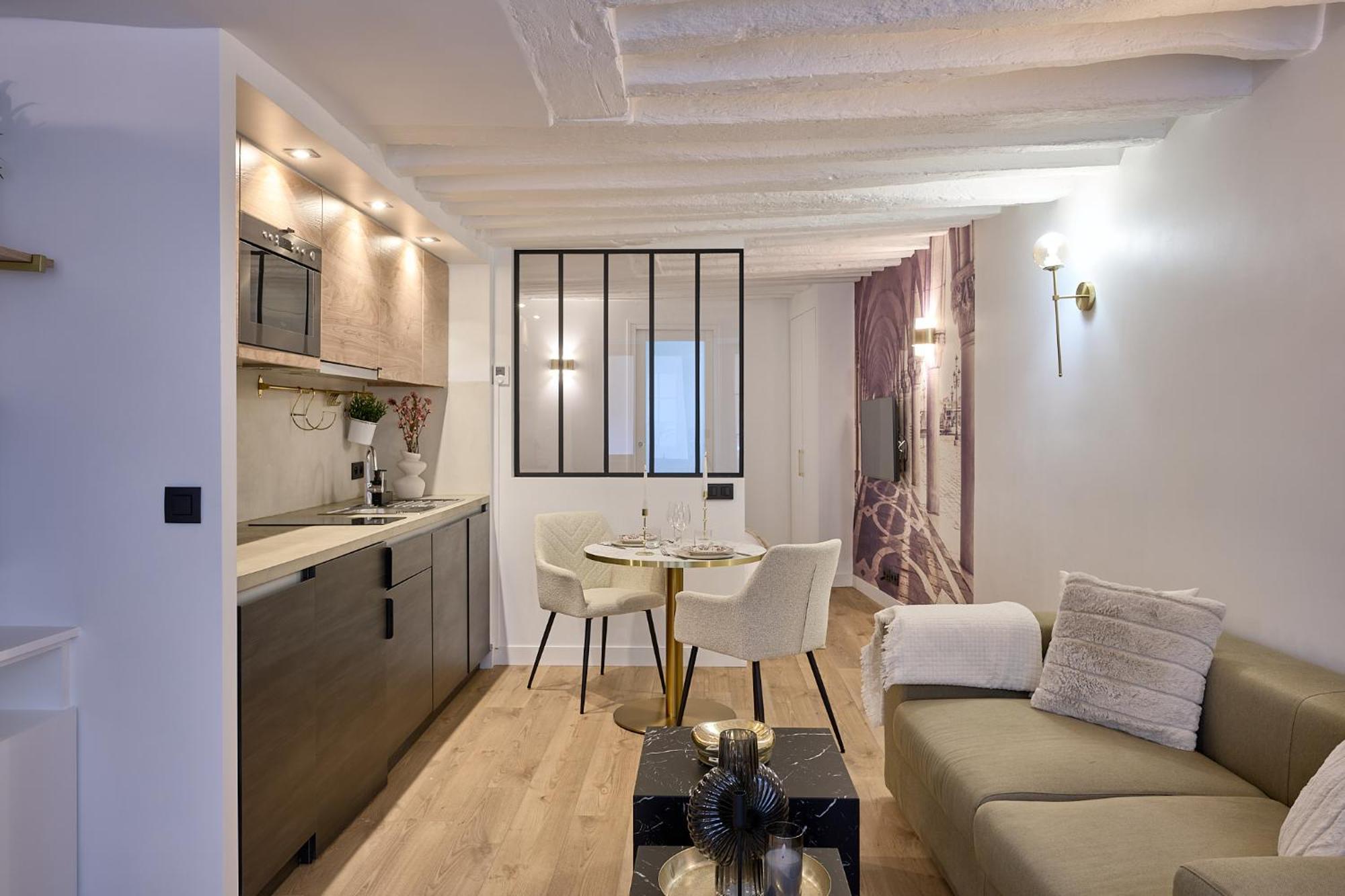 Cosy A 9 Min A Pied De La Cathedrale Notre Dame Parigi