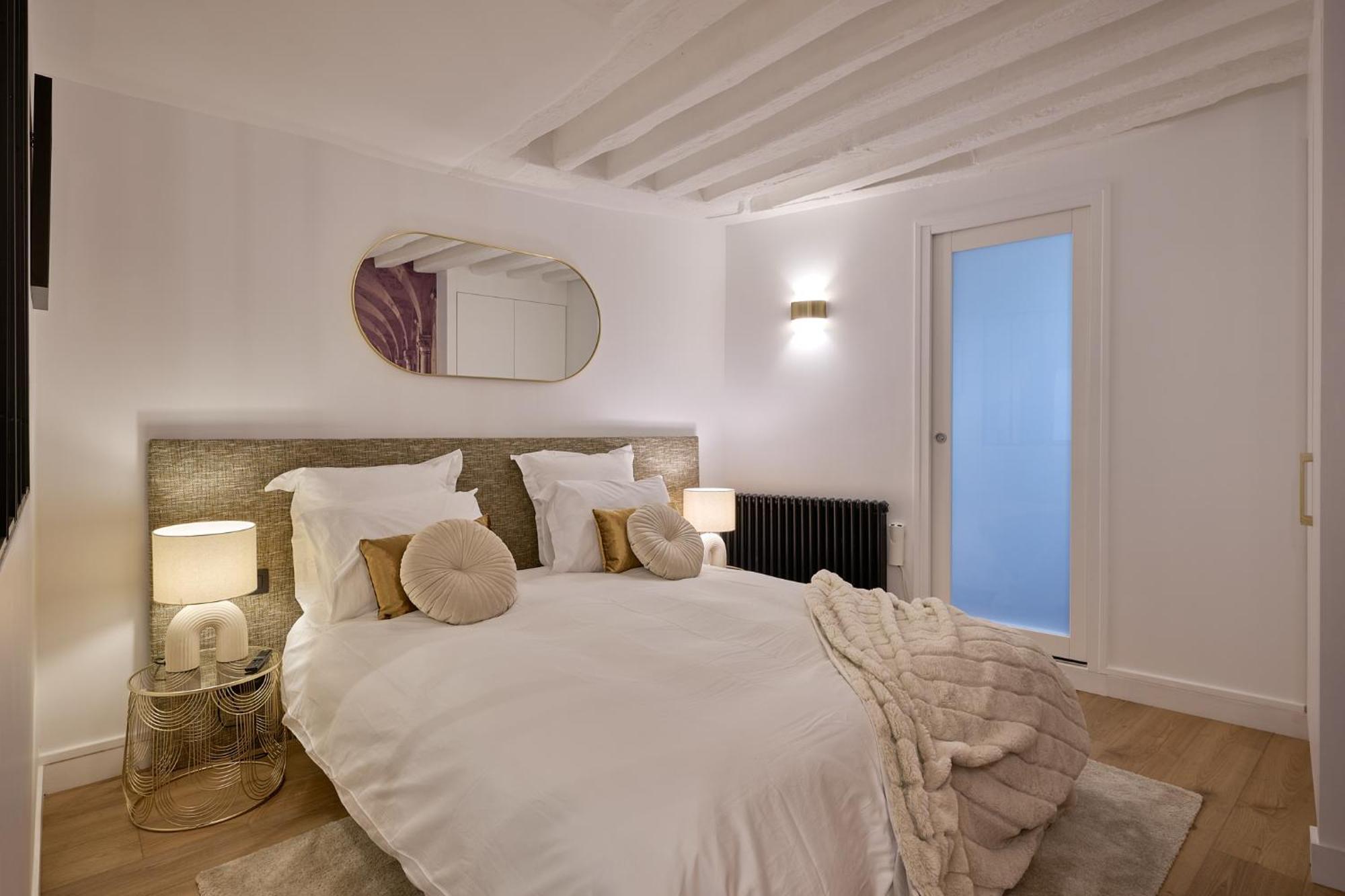 Appartamento Cosy A 9 Min A Pied De La Cathedrale Notre Dame Parigi